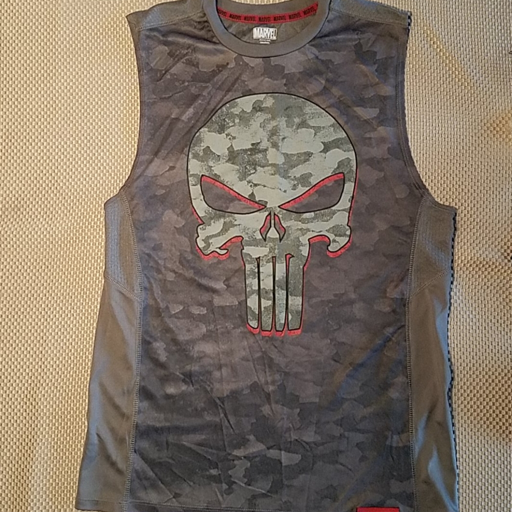 Marvel Shirt, Size Med